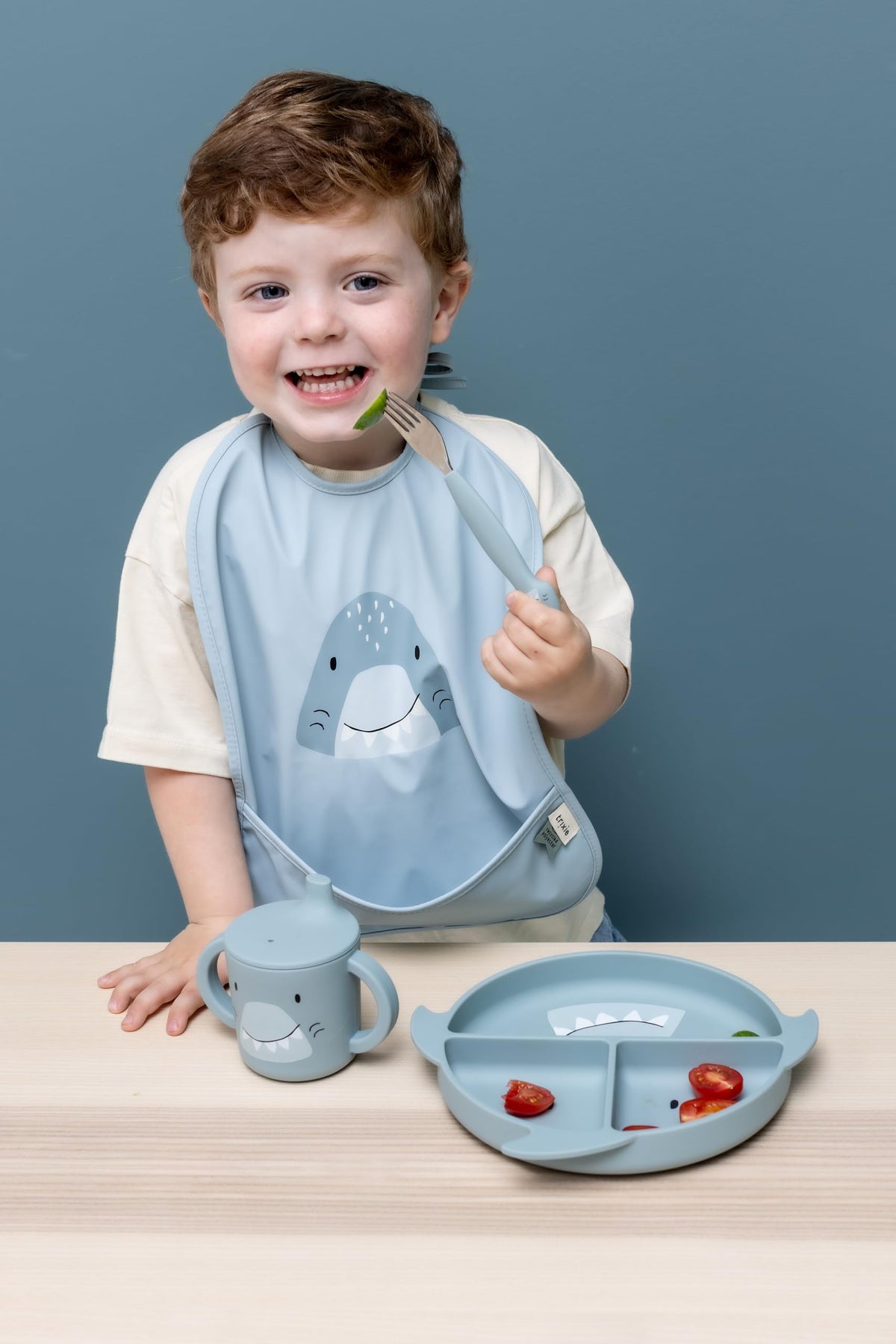 Trixie Silicone sippy cup - Mr. Shark