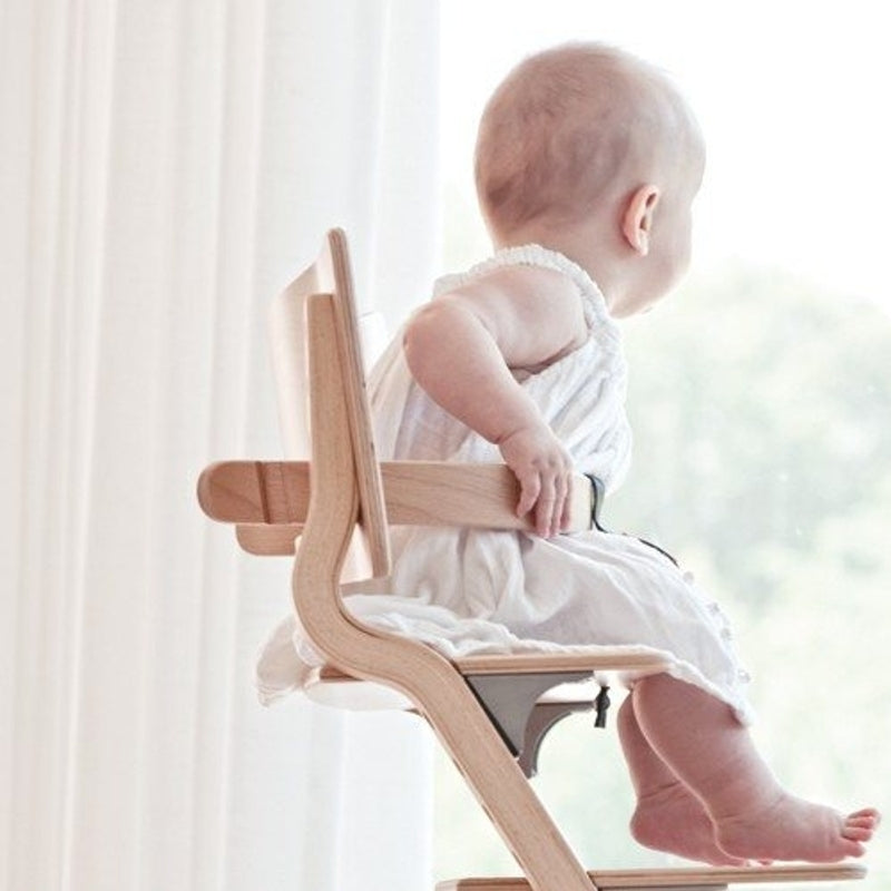 Leander High Chair (excl. Safety Bar)