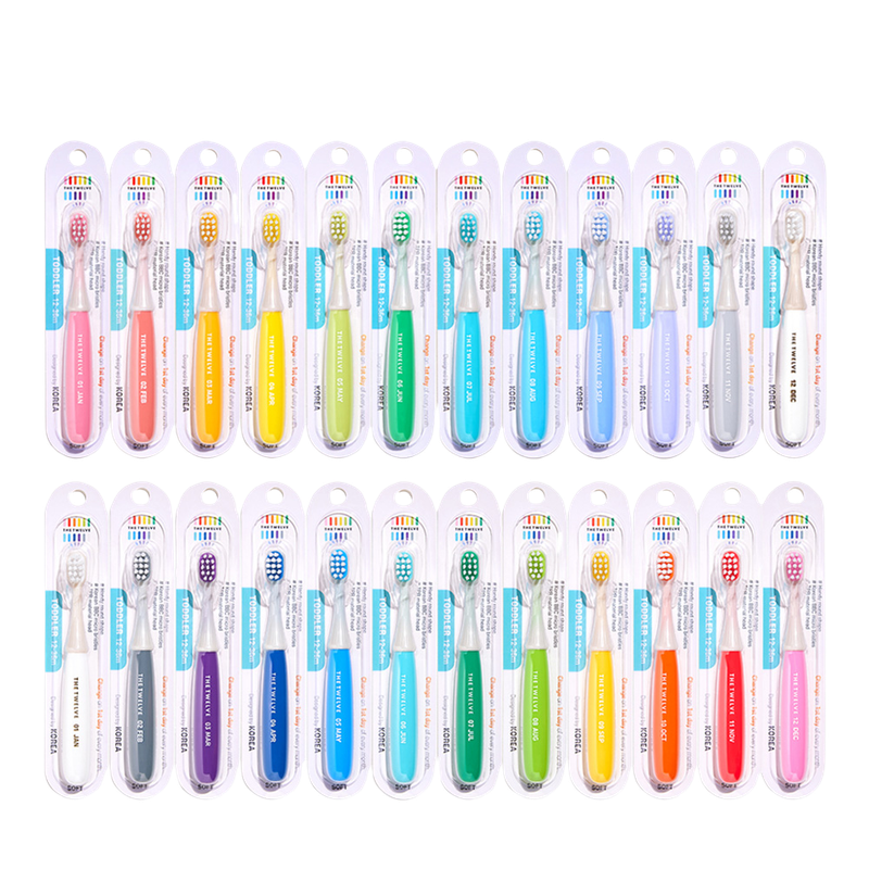 The Twelve Toddler Toothbrush 12 colors in 1 PASTEL 12-36M