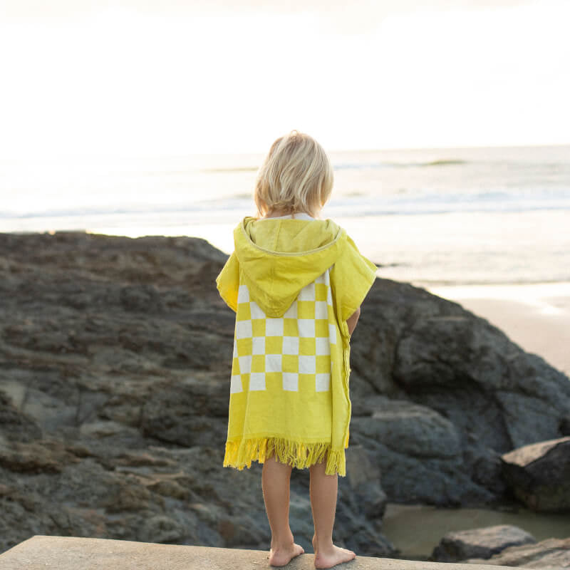 SUNNYLiFE Beach Games Hooded Towel - Checkerboard