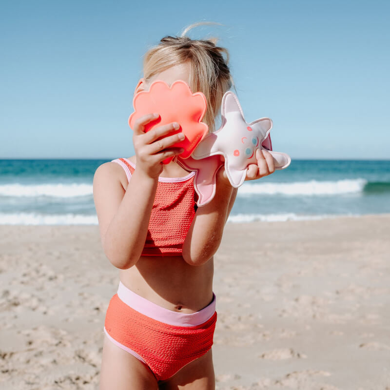 SUNNYLiFE Dive Buddies - Melody the Mermaid Neon Strawberry