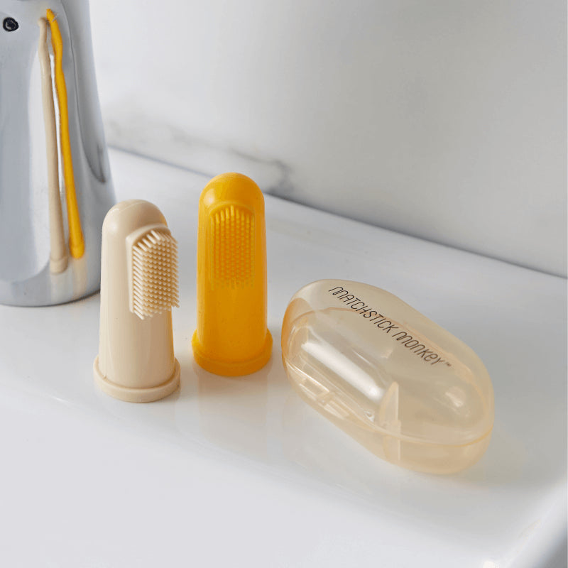 火柴棍猴指套牙刷(附便攜盒) - 獅子和長頸鹿