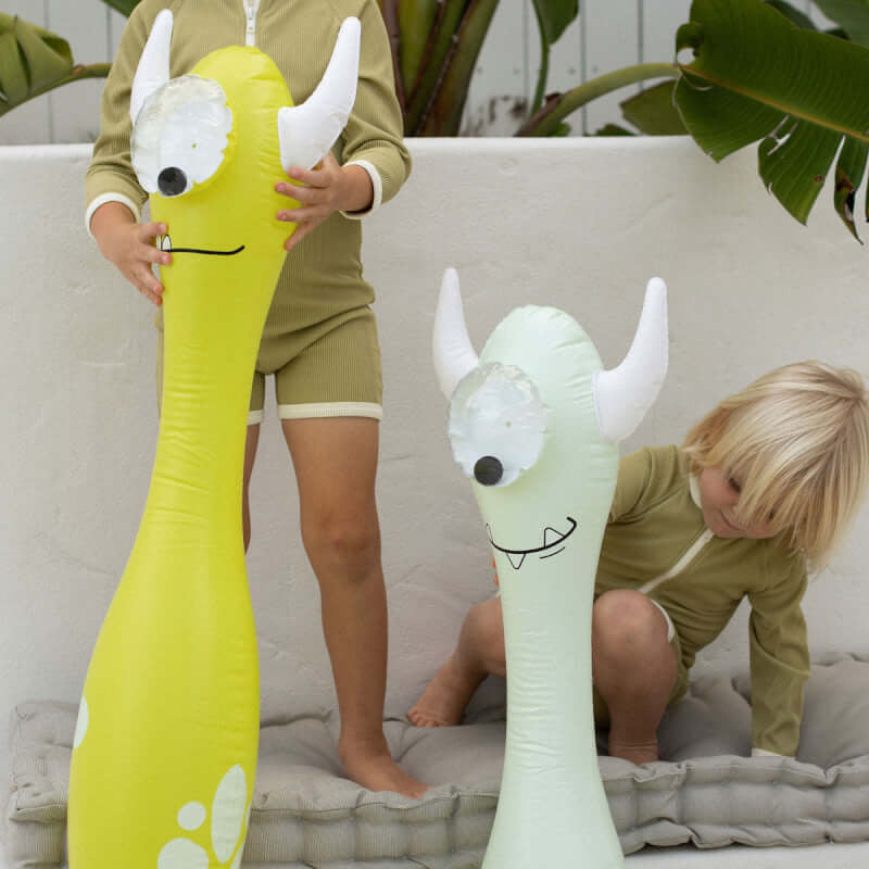 SUNNYLiFE Inflatable Buddy - Monty the Monster (set of 2)
