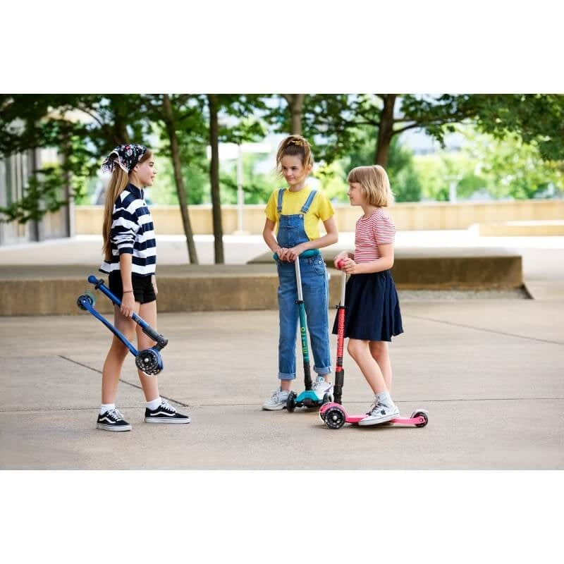 Micro Scooter Maxi Deluxe 折疊式 - LED