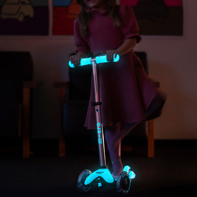 Micro Scooter Mini Deluxe - Glow LED Plus