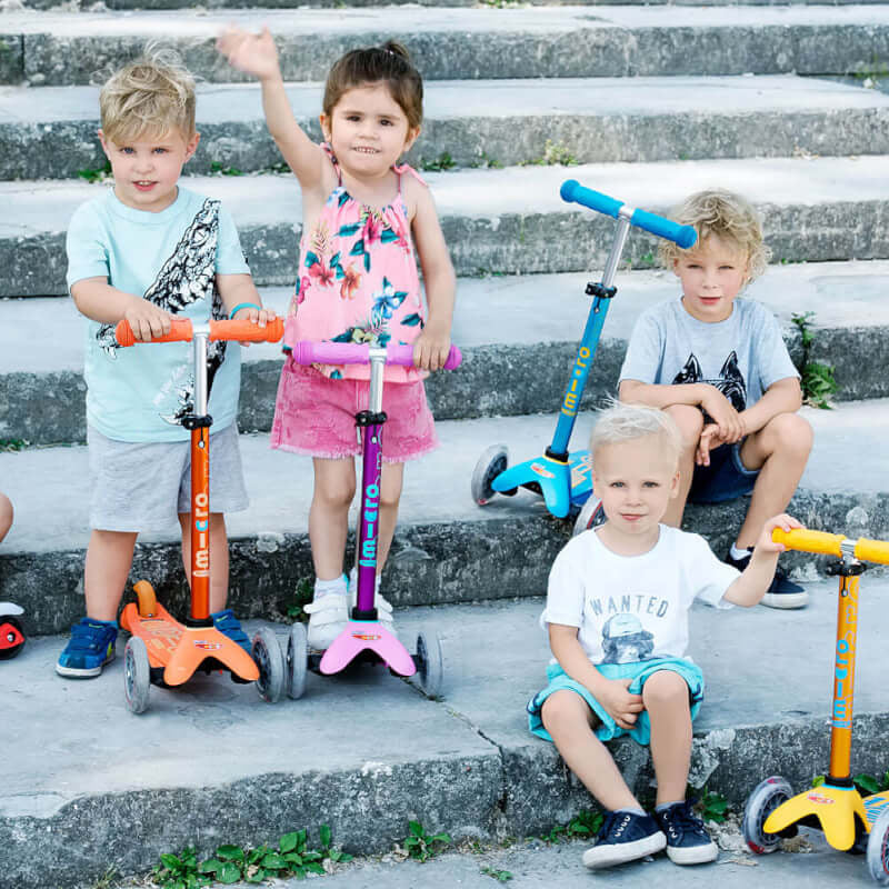 Micro Scooter Mini Deluxe - LED