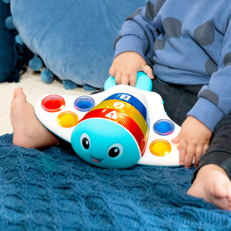 Baby Einstein™ 海洋探險家™ 彈出式探索鰩魚™ 玩具