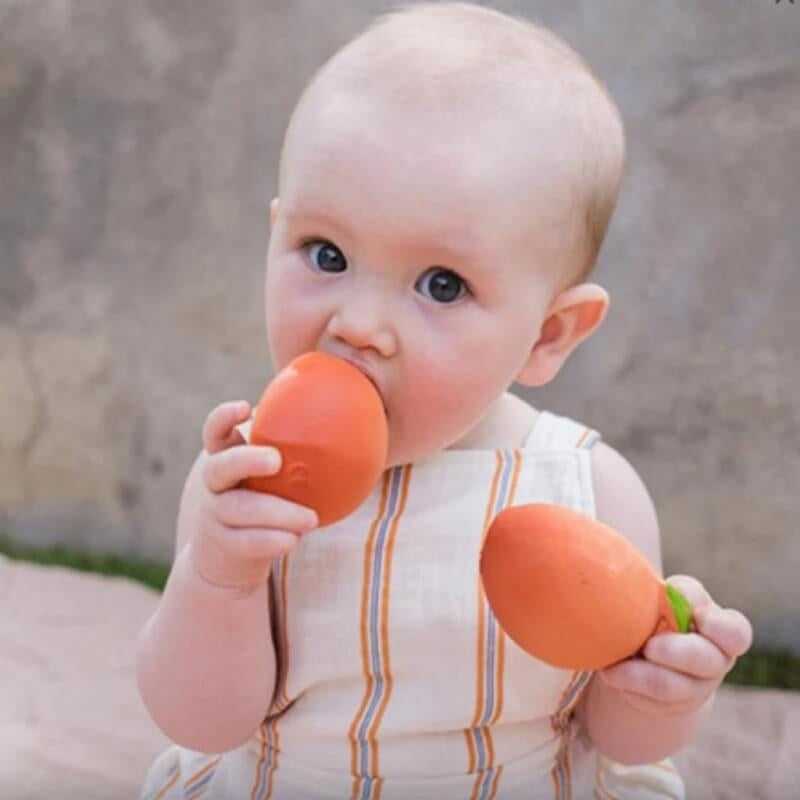 Oli&Carol Teether & Bath Toy - Fruits & Veggies - Palm Peach