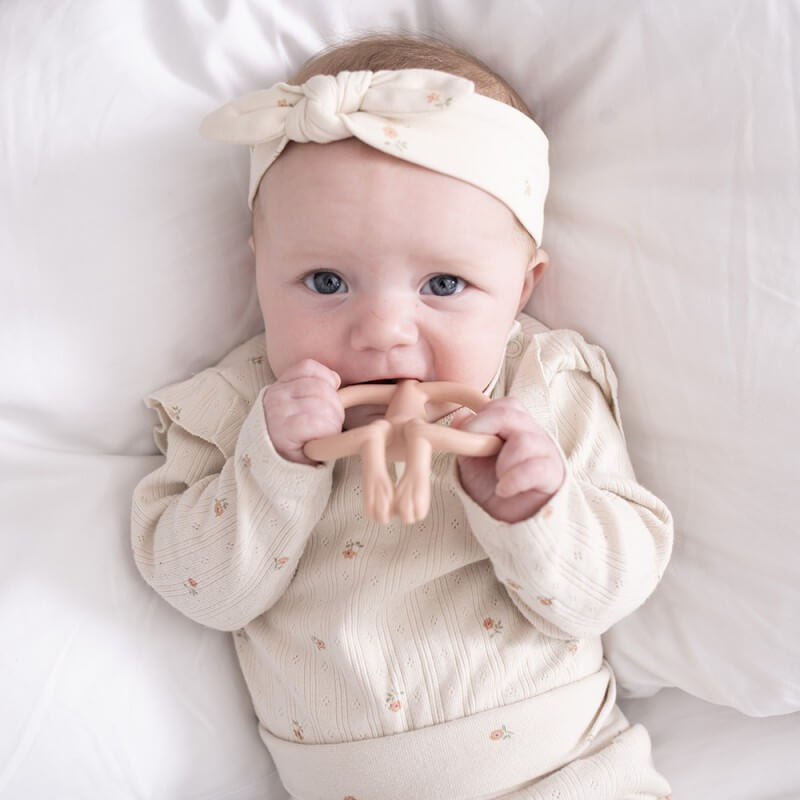 Matchstick Monkey Original Teething Toy With Tail - Dusty Pink