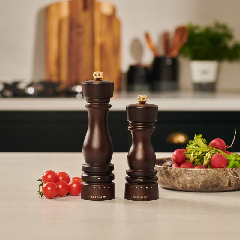 Cole & Mason London 180mm/ 7in Chocolate Grind Select Gift Set