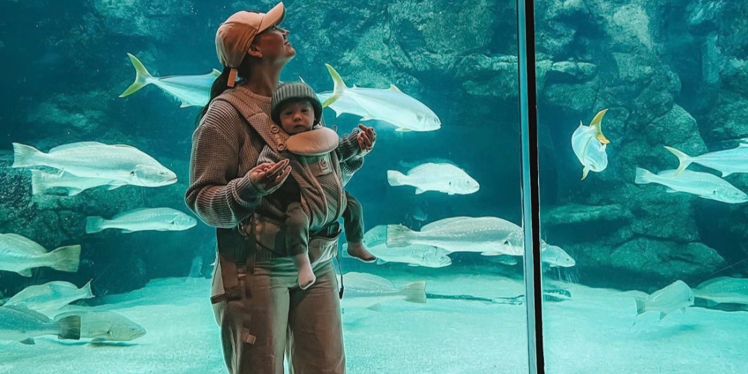 How baby carriers can help support children with Autism