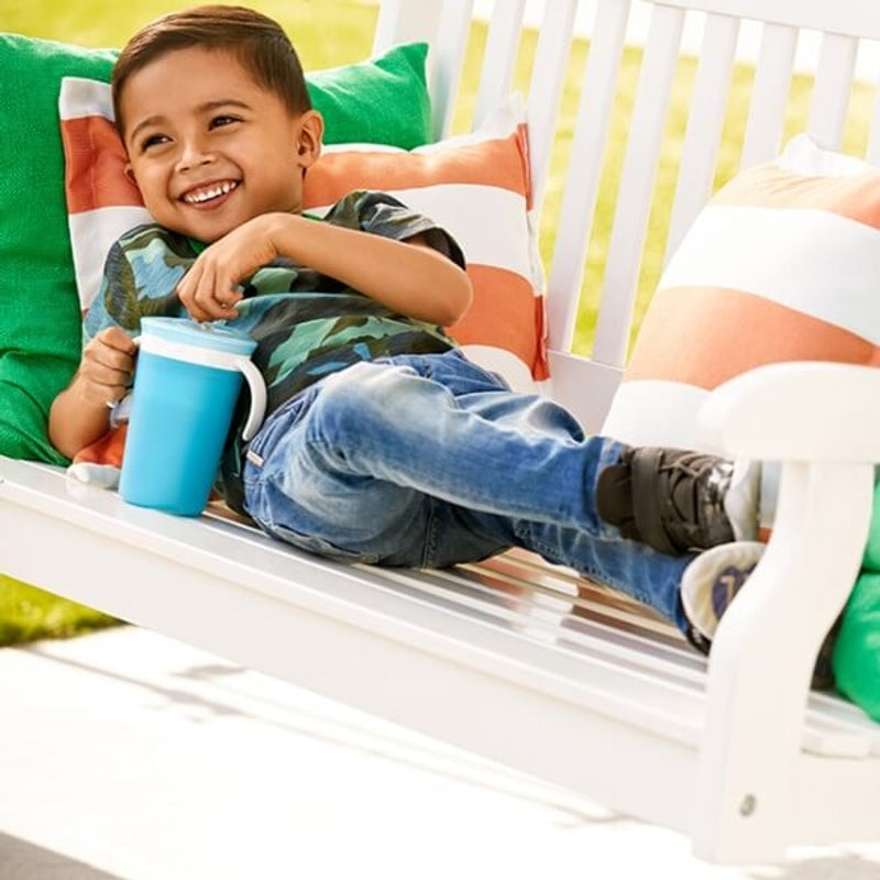 Munchkin SnackCatch & Sip 9oz