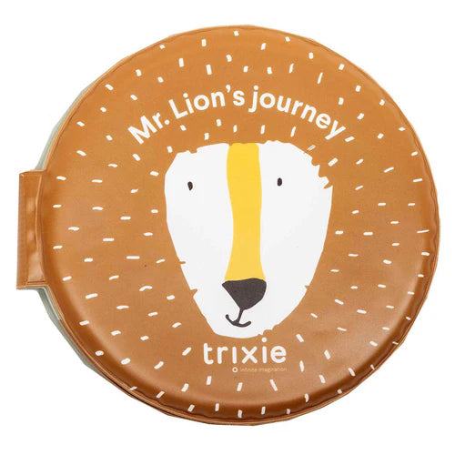 Trixie Bath book - Mr. Lions journey