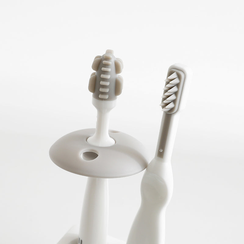 The Twelve Baby Toothbrush Set 3pk 6-12 months