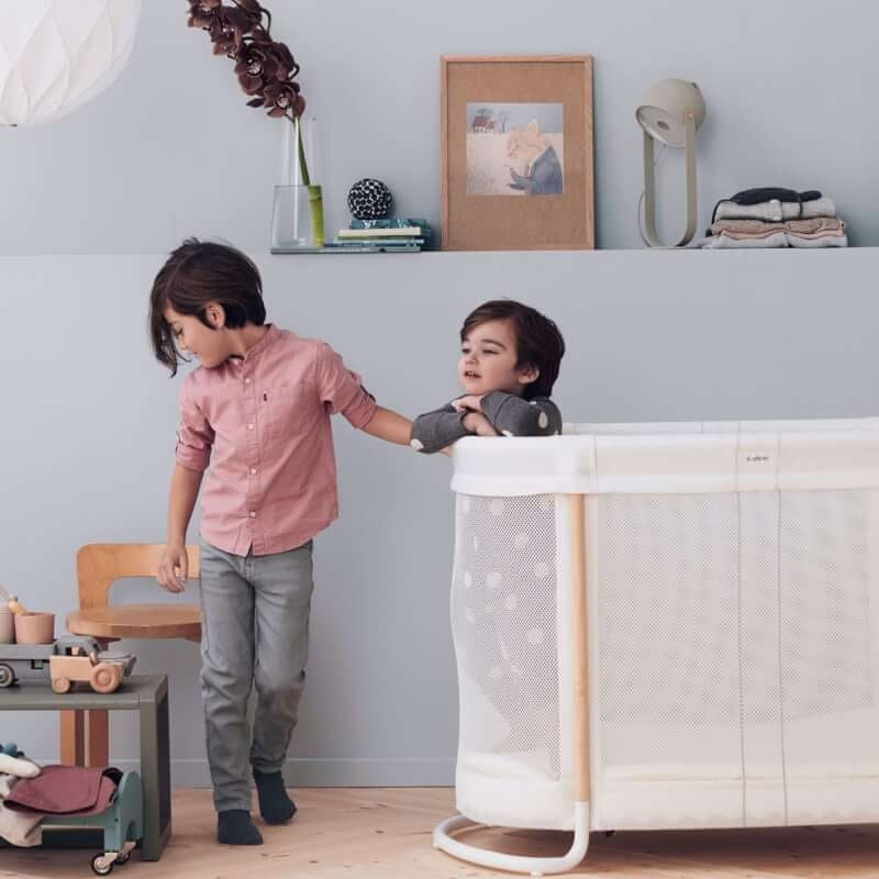 BabyBjorn Baby Crib, White (Mesh)