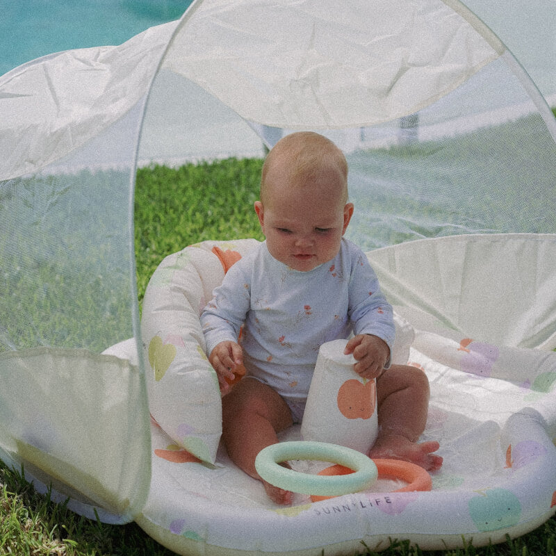 SUNNYLiFE Baby Playmat with Shade - Apple Sorbet Multi