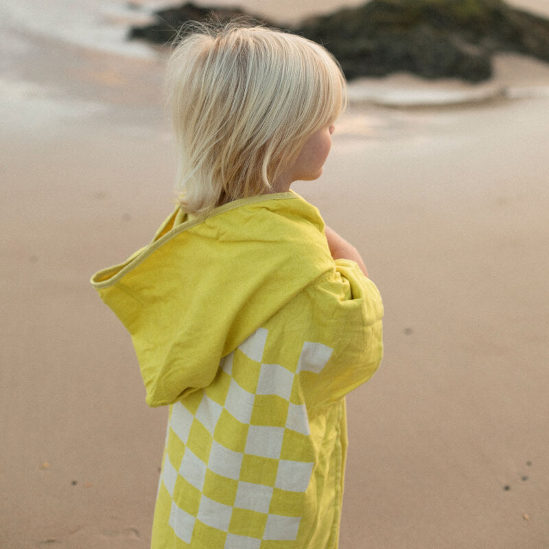SUNNYLiFE Beach Games Hooded Towel - Checkerboard