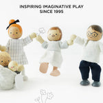 Le Toy Van Dolls House Family - 7 Piece (6) FSC 100%