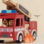 Le Toy Van Fire Engine & Firefighters (4) FSC 100%