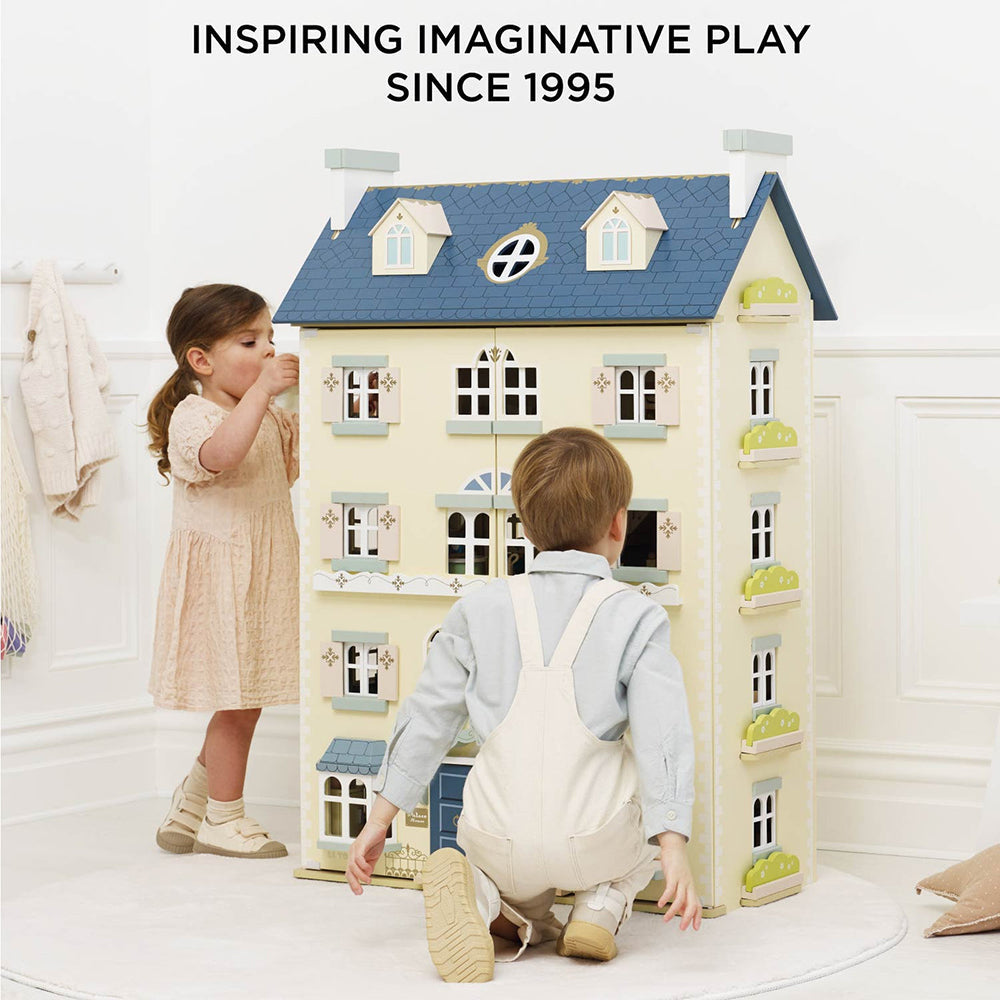 Le Toy Van Palace Wooden Dolls House (1) FSC 100%