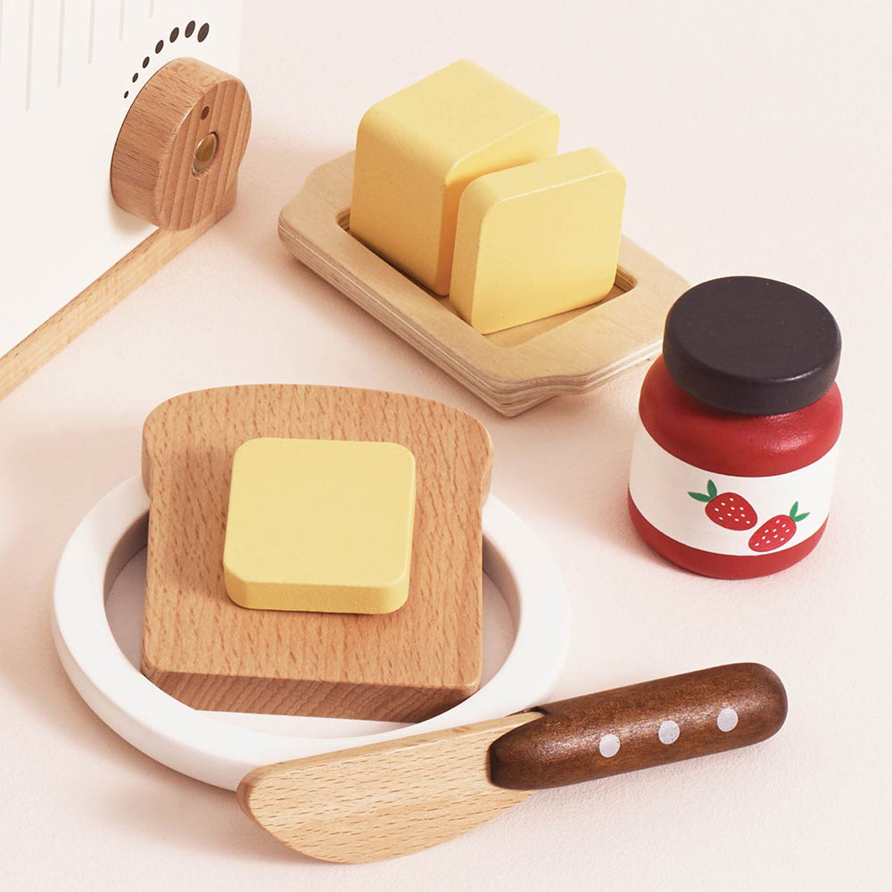Le Toy Van Toaster Set (4)  FSC 100%