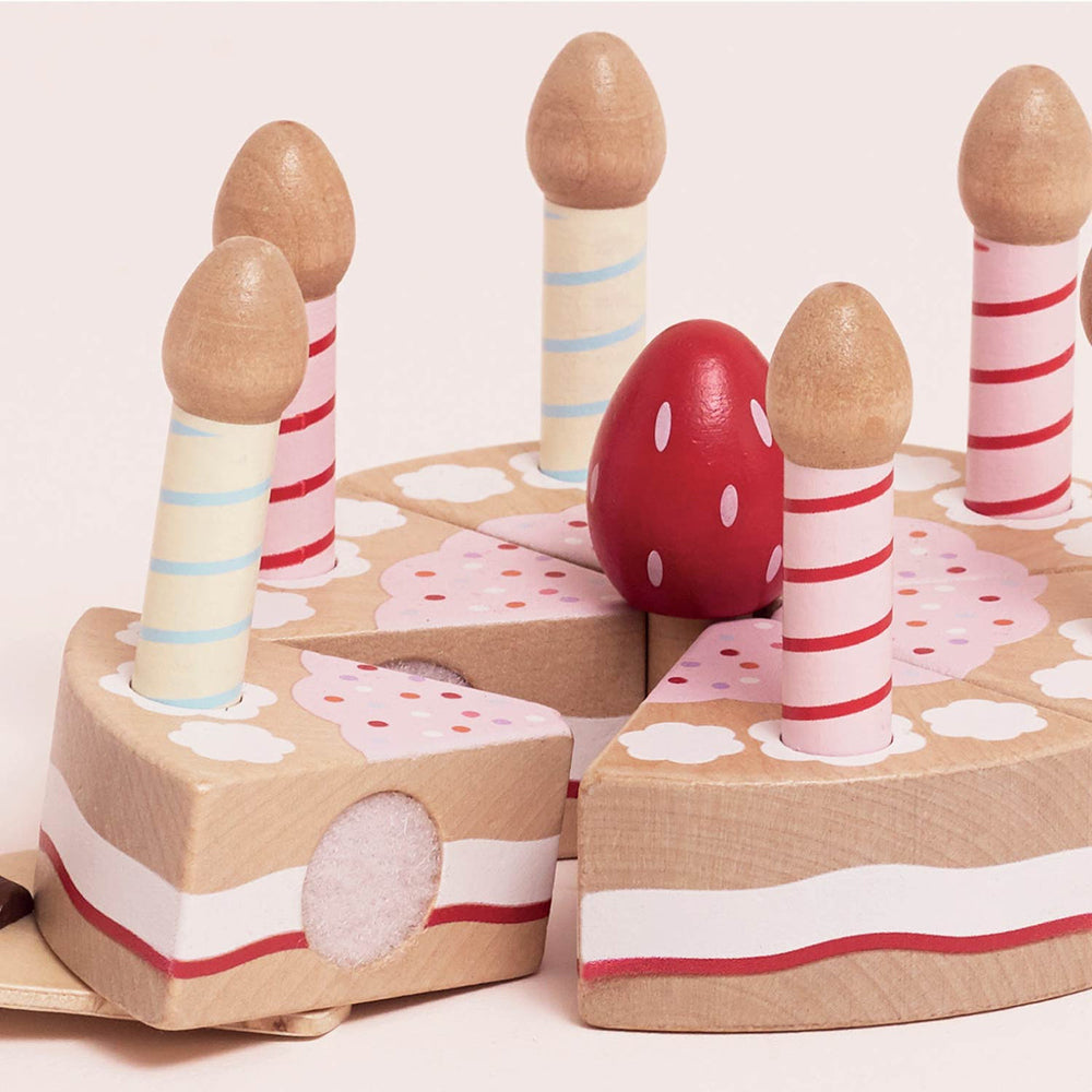 Le Toy Van Sliceable Birthday Cake & Candles - 8 Piece (6) FSC 100%