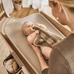 Leander Linea‚Ñ¢ Changing Table with Foam Cushion
