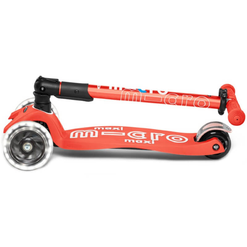 Micro Scooter Maxi Deluxe Foldable - LED