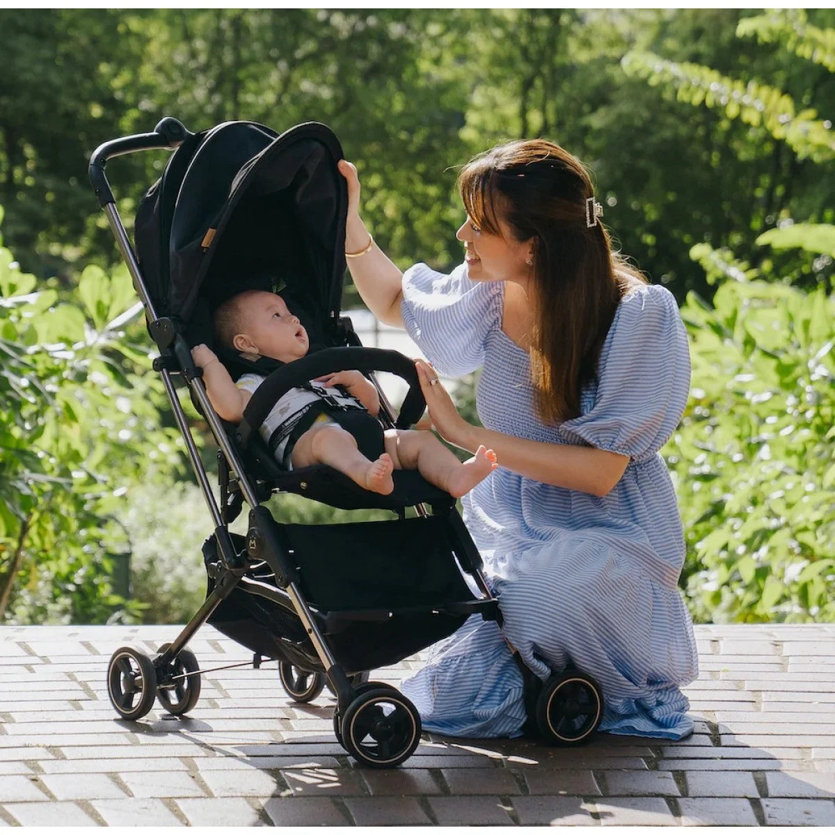 Mimosa Cabin City+ Backpack Stroller - Jet Set Black (Magnetic Buckle)