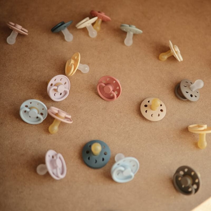 FRIGG Moon Phase Round Latex Pacifier