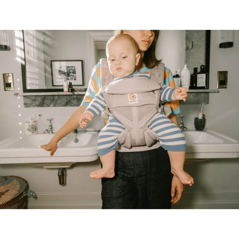 Ergobaby Omni Classic Mesh Baby Carrier
