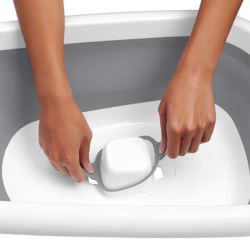 OXO Tot Splash & Store Bathtub