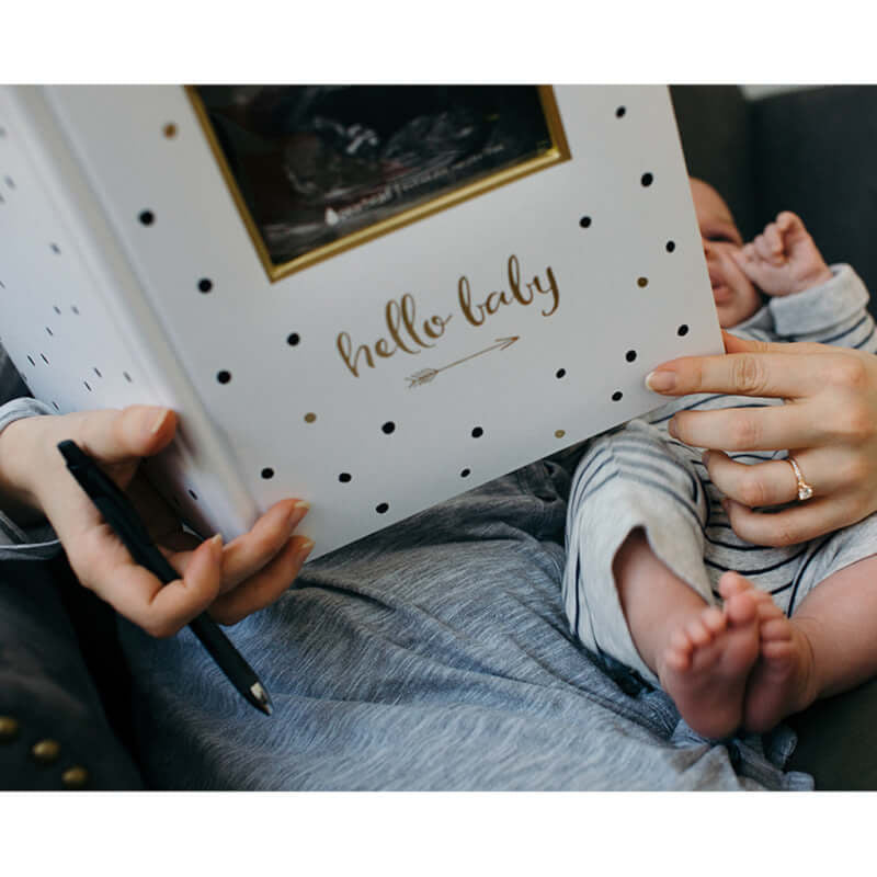 Pearhead Babybook - Hello Baby