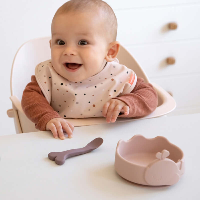 由 Deer Silicone Stick&Stay Bowl & Baby Spoon - Wally - Powder 製作