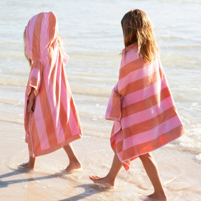 SUNNYLiFE Terry Beach Hooded Towel - Sea Seeker Strawberry