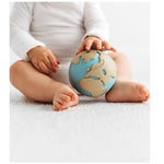 Oli&Carol Teether & Bath Toy - Earthy the World Ball