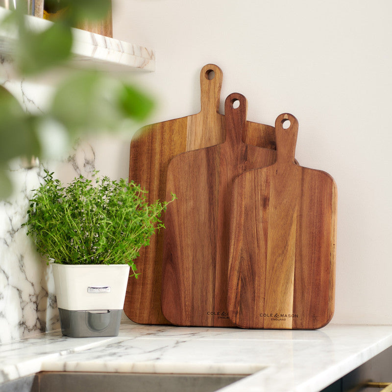 Cole & Mason Barkway Acacia Large Board W/Handle 52x32x2cm