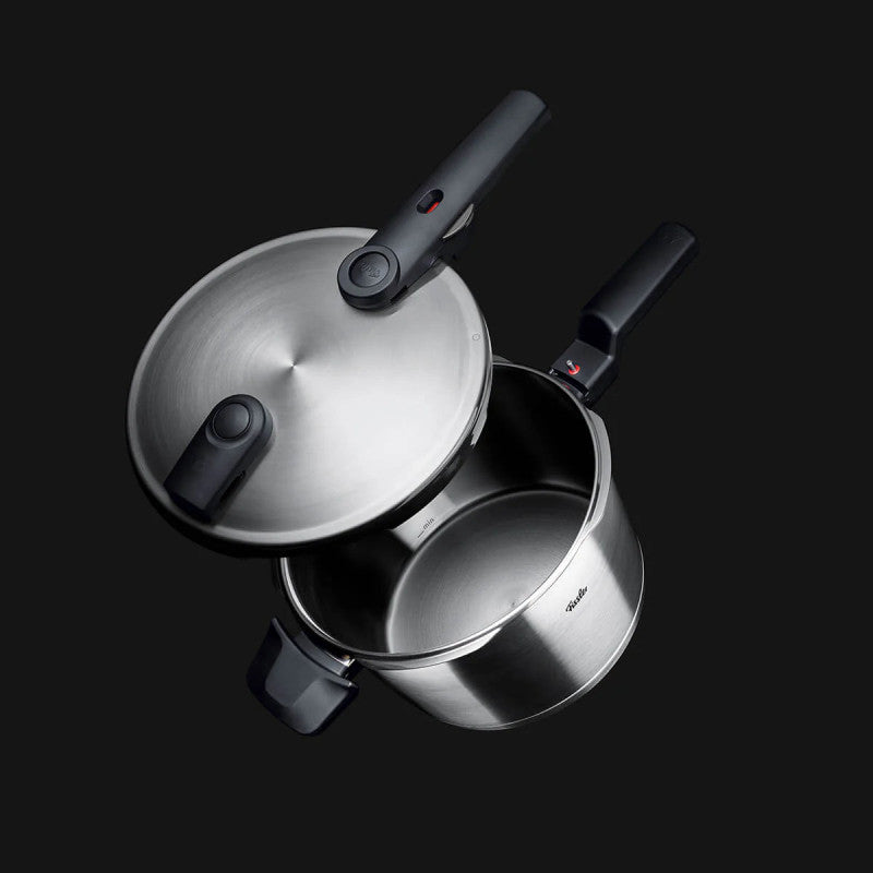 Fissler Vitaquick Premium Pressure Cooker 22cm/6l W/Perforated Insert