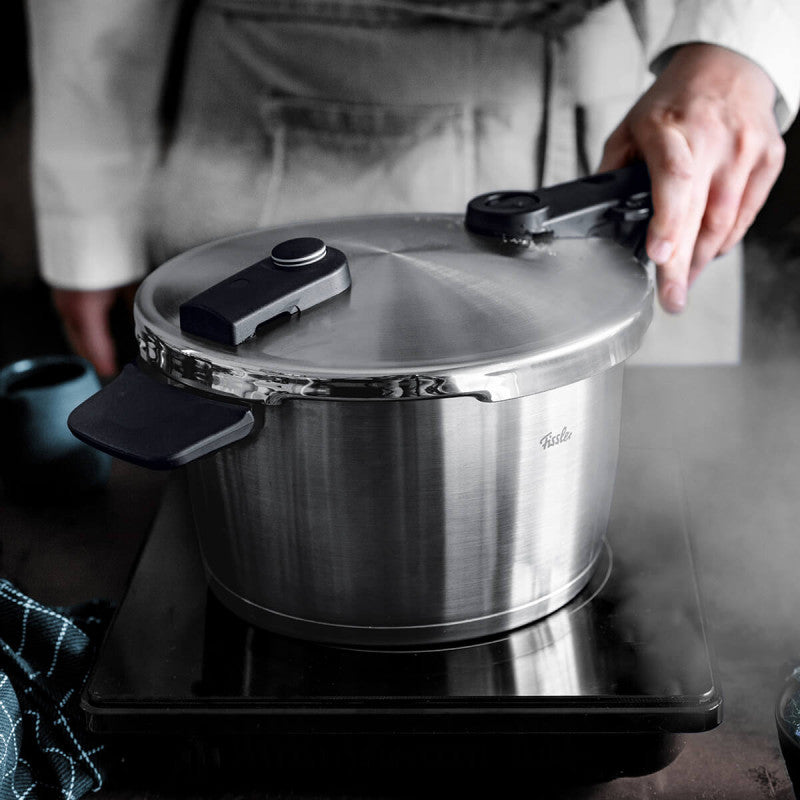 Fissler Vitaquick Premium Pressure Cooker 26cm/8l