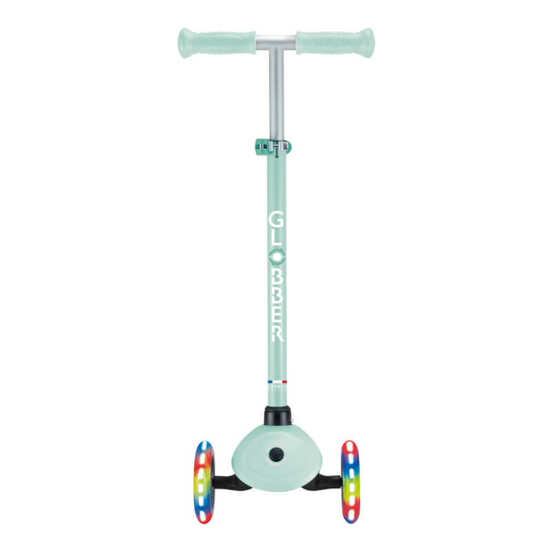 Globber Primo Lights V2 滑板車