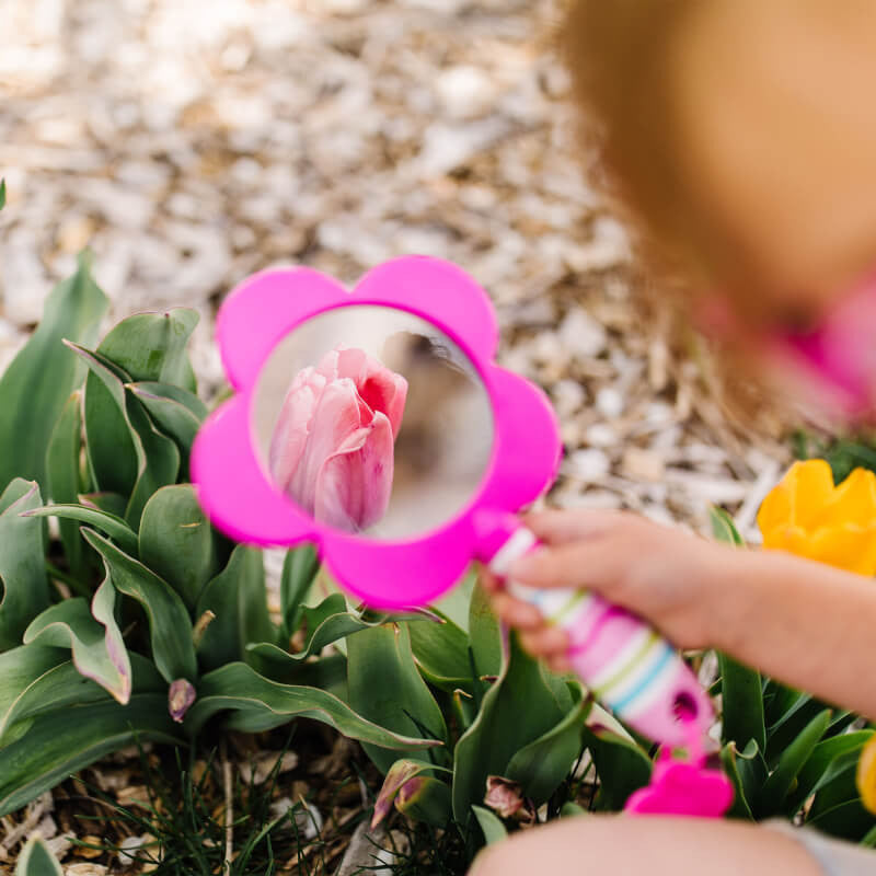 Melissa & Doug Pretty Petals Magnifier
