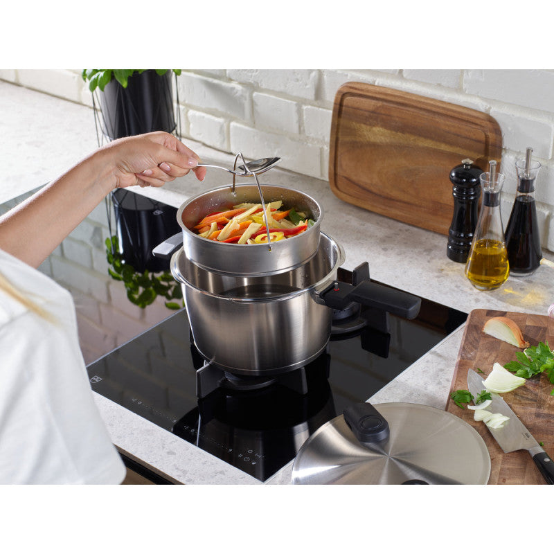 Fissler Vitaquick Premium Pressure Cooker 26cm/8l