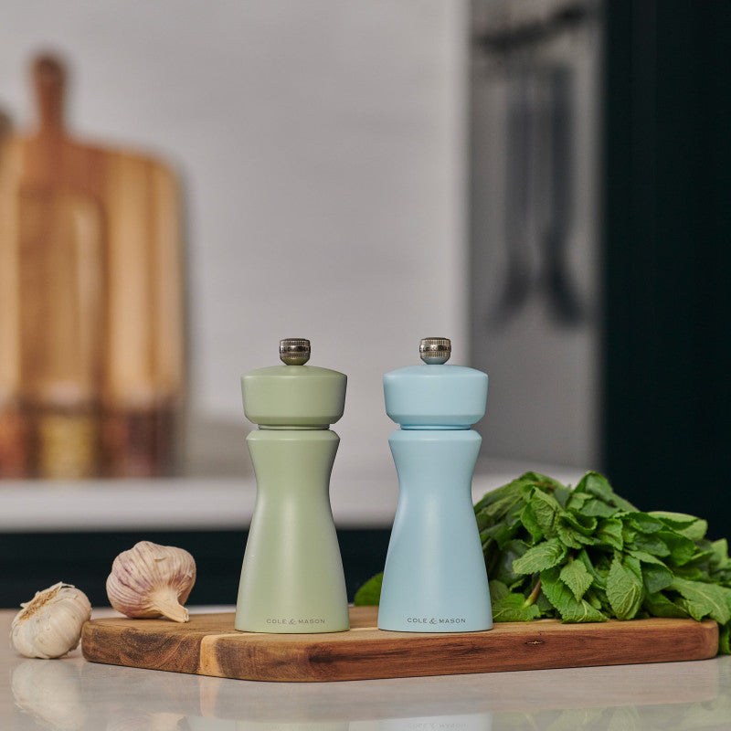 Cole & Mason Kenton 150mm/ 6in Blue Salt Salt & Pepper Mill