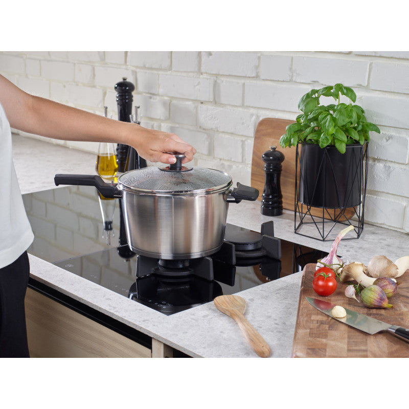 Fissler Vq Premium Pressure Cooker 26cm/8l W/Perforated Insert