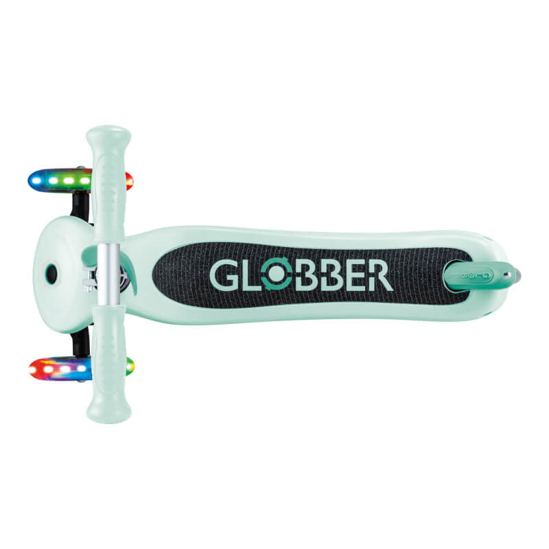 Globber Primo Lights V2 滑板車